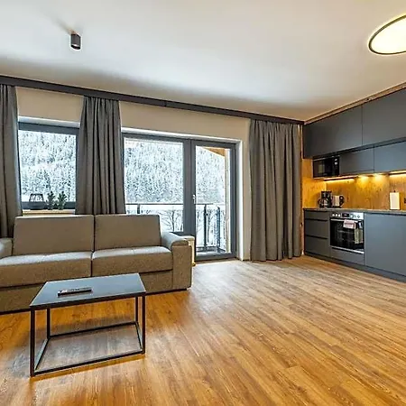 Fuxbau Hotel apartamentowy 4*