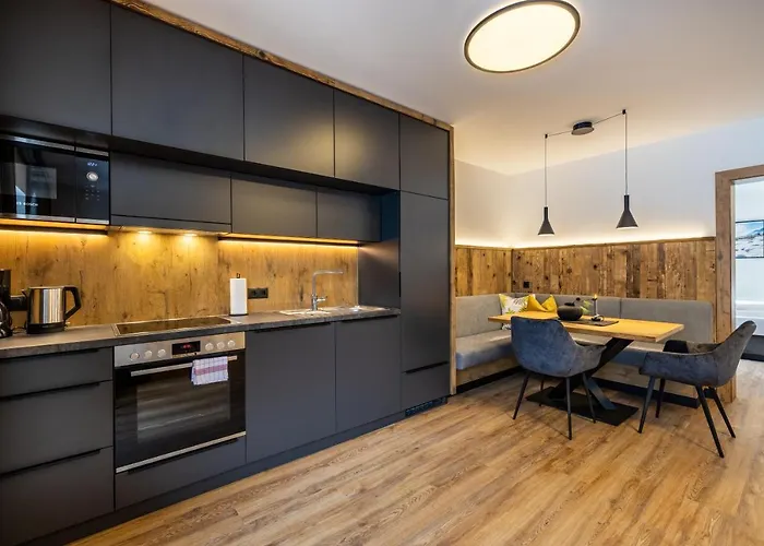 Fuxbau Apartmanhotel 4*